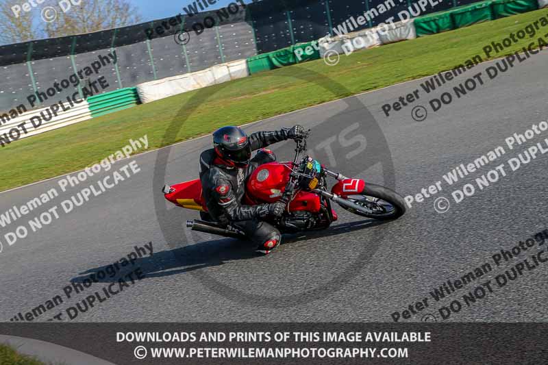 PJM Wedding Photography;enduro digital images;event digital images;eventdigitalimages;mallory park;mallory park photographs;mallory park trackday;mallory park trackday photographs;no limits trackdays;peter wileman photography;racing digital images;trackday digital images;trackday photos